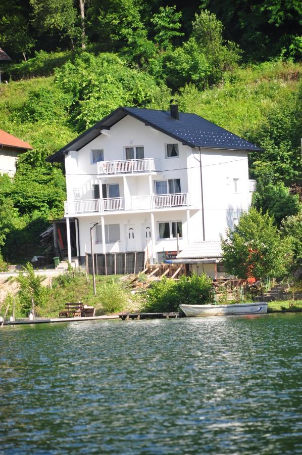 Villa Pliva Lake 3 Jajce Exterior foto